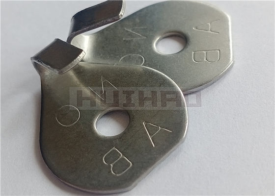 4 1⁄2" x 14 gauge Ancoraggi di legatura in acciaio inossidabile per pad isolanti rimovibili