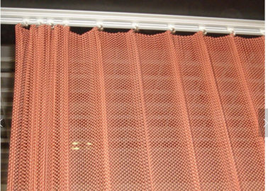 Tenda a maglia di alluminio con binario metallico