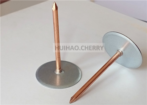 Pini di isolamento della testa della tazza in acciaio galvanizzato da 2,7 mm applicati con un saldatore a scarico di condensatore