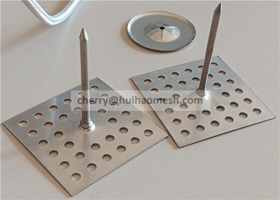 Pini di fissaggio per isolamento a base perforata da 2 x 2 cm in acciaio zincato o in acciaio inossidabile