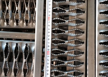 Acciaio Galvanizzato Architettonica Metal Mesh Screen per Grtp Strut Grating