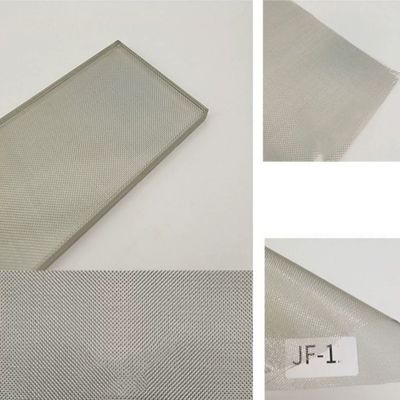 Progettazione d'interni in vetro architettonico laminato con rete color argento