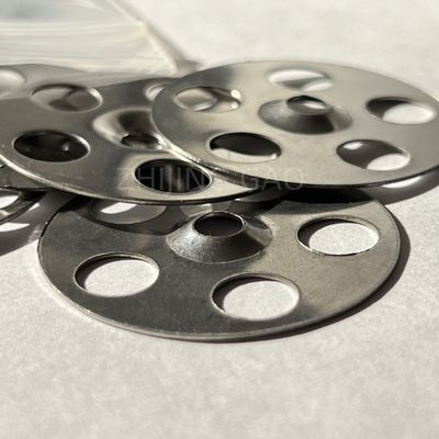 Rondelle per pannelli isolanti rigidi piatti di facile installazione per il fissaggio di pannelli per l'edilizia