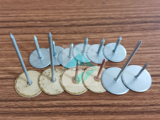 lo scarico del condensatore di lunghezza di 30MM X di 2.7mm ha foggiato a coppa i perni capi della saldatura con la rondella isolata della base del trattamento